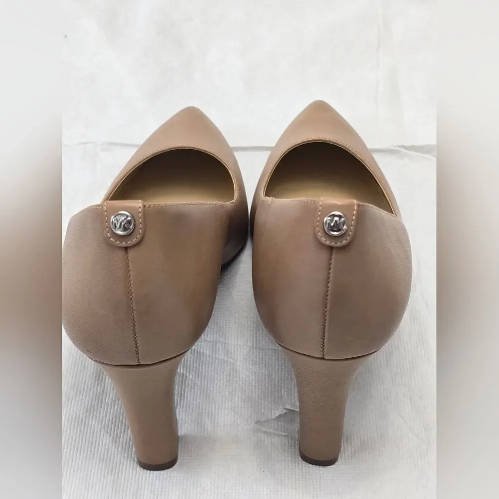 Michael Kors Elegant Logo Tan Pumps New